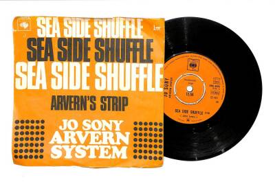 Jo Sony - Sea Side ShuffleArverns Strip (106.5) PLK16759 - 1