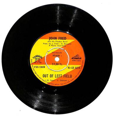 John Fred - Judy In Disguise ‎- Out Of Left Field (108.5) PLK16880 - 2