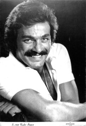 Kadir İnanır Siyah-Beyaz Kartpostal (Orta Boy) KRT21824 - Gökçekoleksiyon