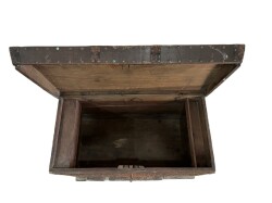Kestane Ağacı Kabaralı Anahtarlı Ahşap Sandık – Zilli Mekanizmalı | Büyük Boy Antika AOB3710 - 3
