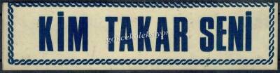 Kim Takar Seni Yazılı Çıkartma Aksesuarı AKS175 - 1