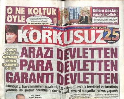 Korkusuz Gazetesi 20 Ekim 2015 - Murat Boz , Önceki Gün Etilerdeki Kuaförü Çıkışı Görüntülendi GZ100468 - 1