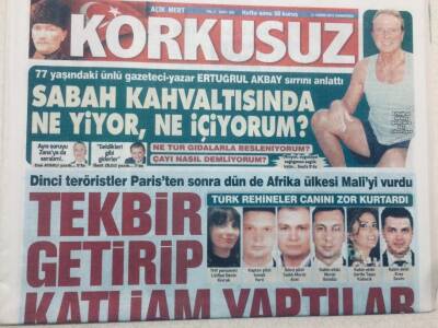 Korkusuz Gazetesi 21 Kasım 2015 - Kaçamak Gecesi, Erhan Konuştu Seda Sayan Sinirlendi GZ47690 - 1