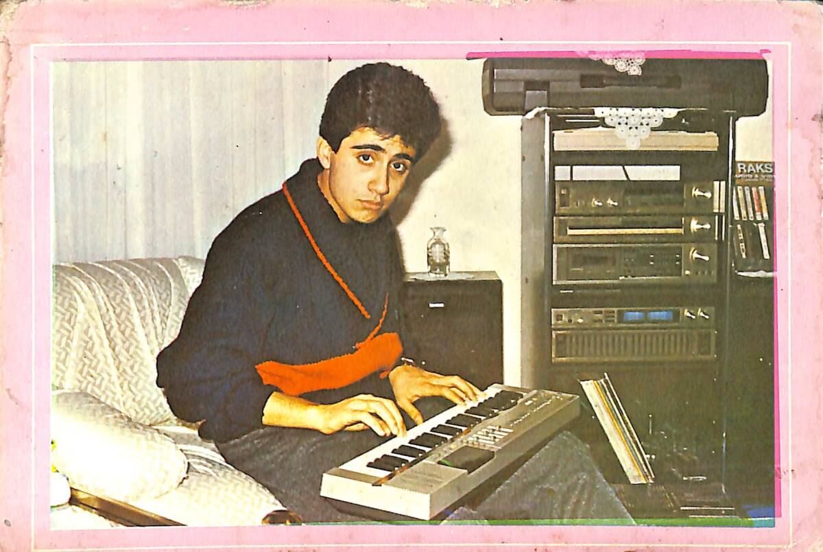Küçük Emrah Kartpostal (Küçük Boy) KRT23000 - 1