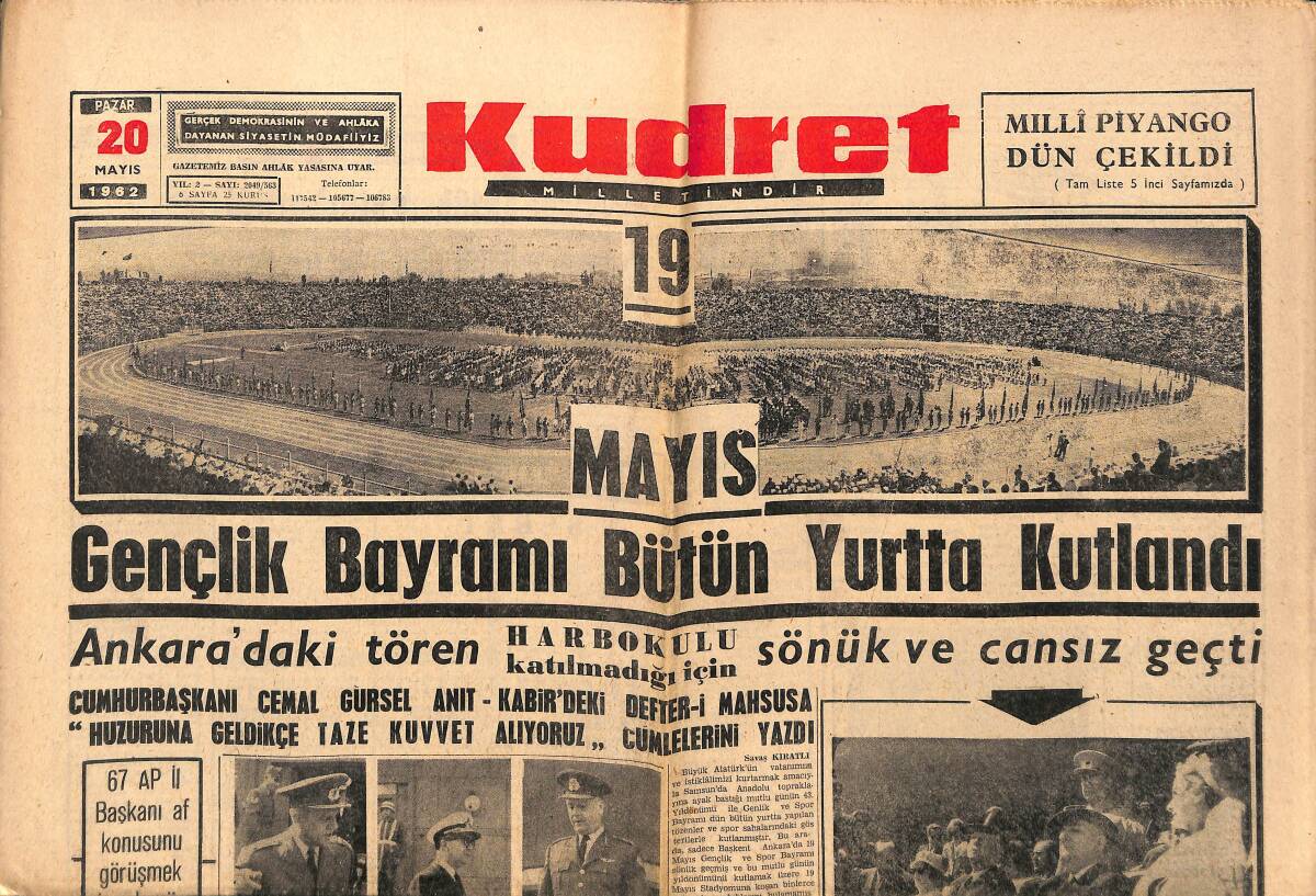 Kudret Gazetesi 20 Mayıs 1962 - Kuvvet Kumandanları da Dün Sabah Paris'e Uçtular GZ150074 - 1