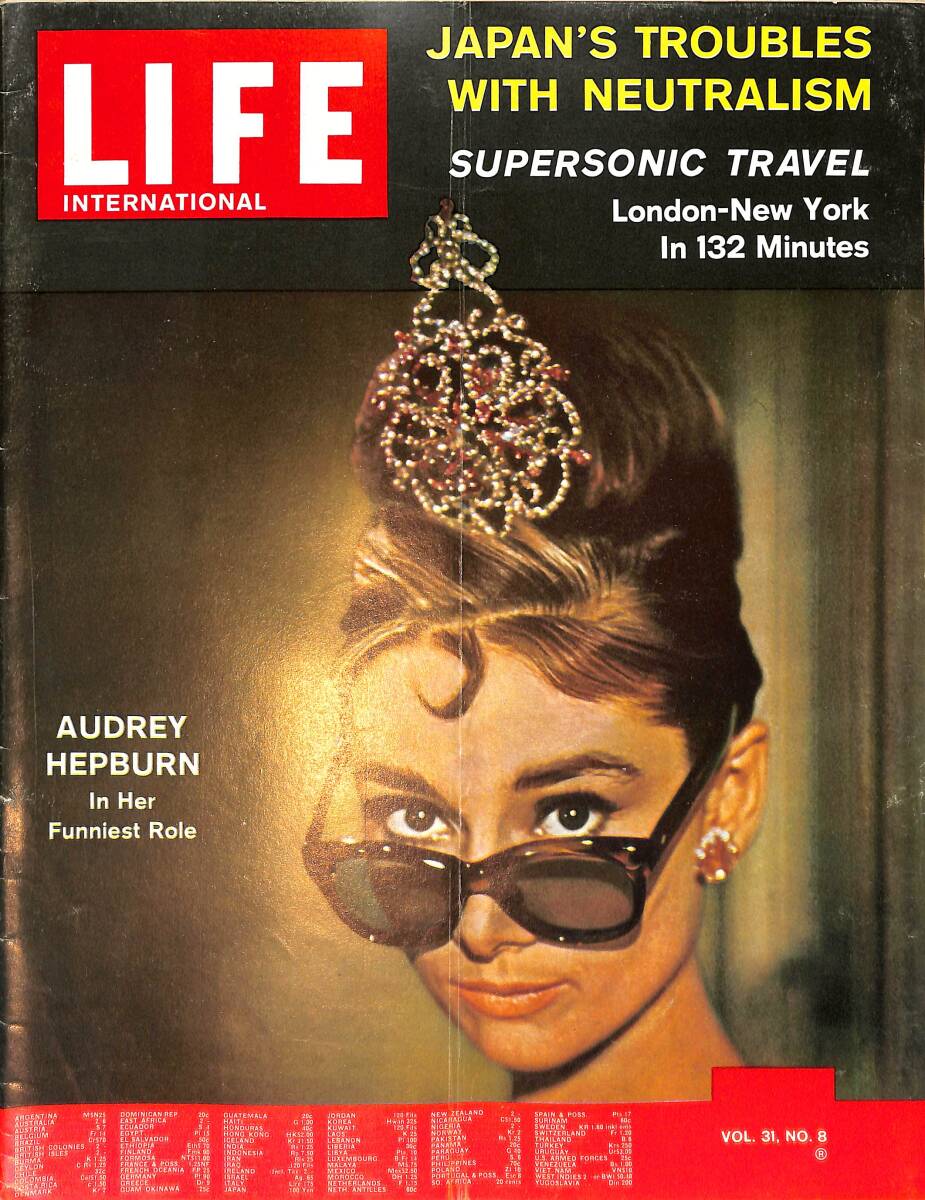 Life Magazine – October 9, 1961 – International Edition – Audrey Hepburn In Her Funniest Role - Japan's Troubles With Neutralism NDR100373 - 1