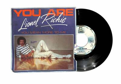 Lionel Richie - You Are You Mean More To Me PLAK (109) PLK18909 - 1