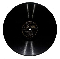 M. Tino Rossi - Le Pecheur De Lune Tzigane Joue TAŞ PLAK (107.5) PLK22817 - 1