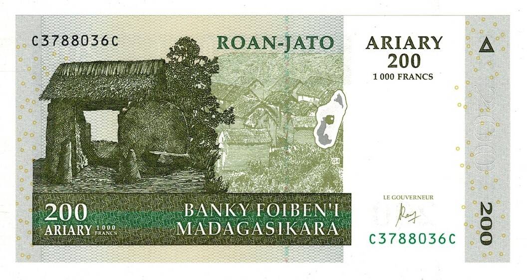 Madagaskar 200 Ariary 2004 ÇİL YKP8124 - 1