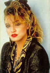 Madonna Kartpostal KRT18473 - Gökçekoleksiyon