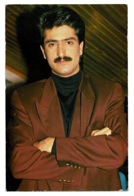 Mahsun Kırmızıgül Kartpostal KRT8240 - 1