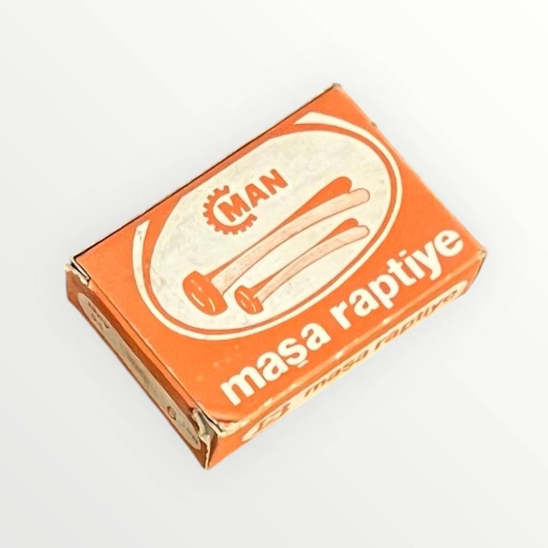 Man Maşa Raptiye1980s Dolu Kutu AOB4979 - 1