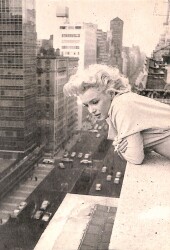 Marilyn Monroe Kartpostal (Küçük Boy) KRT21531 - Gökçekoleksiyon