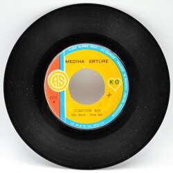 Mediha Ertüre - Ölmeyen Aşk (Y)PLK2606 - 2