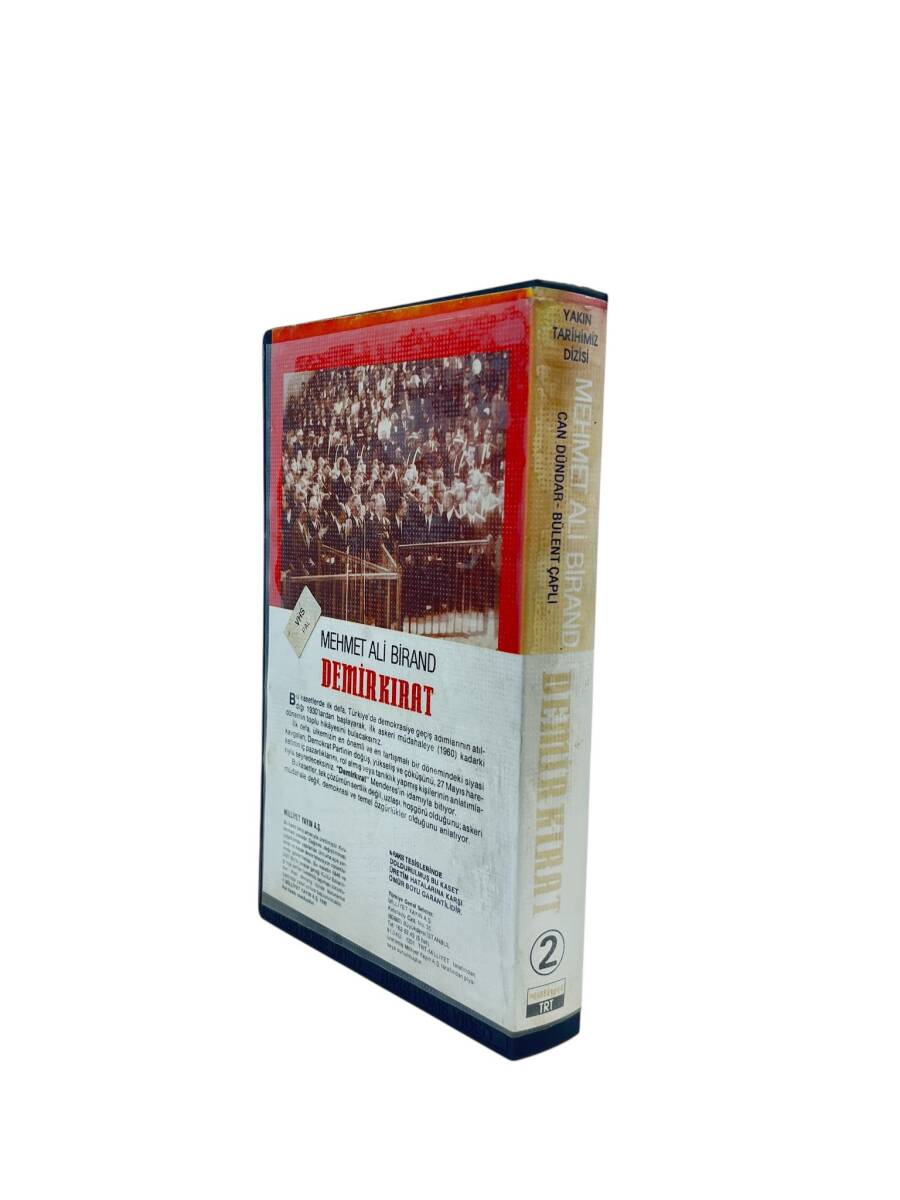 Mehmet Ali Birand, Can Dündar, Bülent Çaplı - Demir Kırat Bir Demokrasinin Doğuşu Belgesel 2 VHS Kaset DVD2876 - 2
