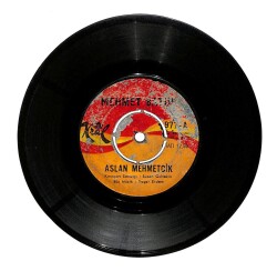 Mehmet Batur - Aslan Mehmetçik / Kıbrısa Gidiyorum PLAK (10/6) PLK12707 - 1