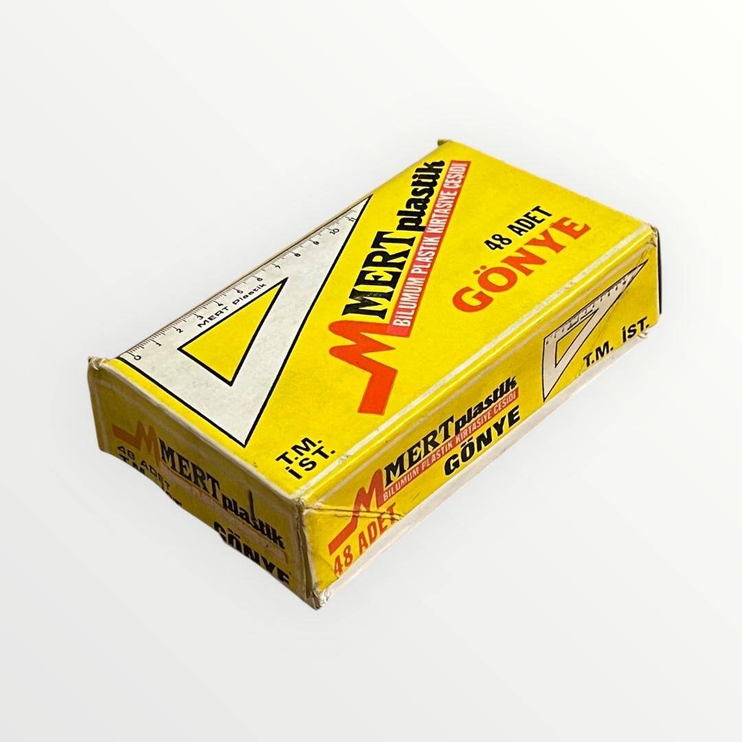 Mert Plastik Gönye Dolu Kutu AOB4748 - 1