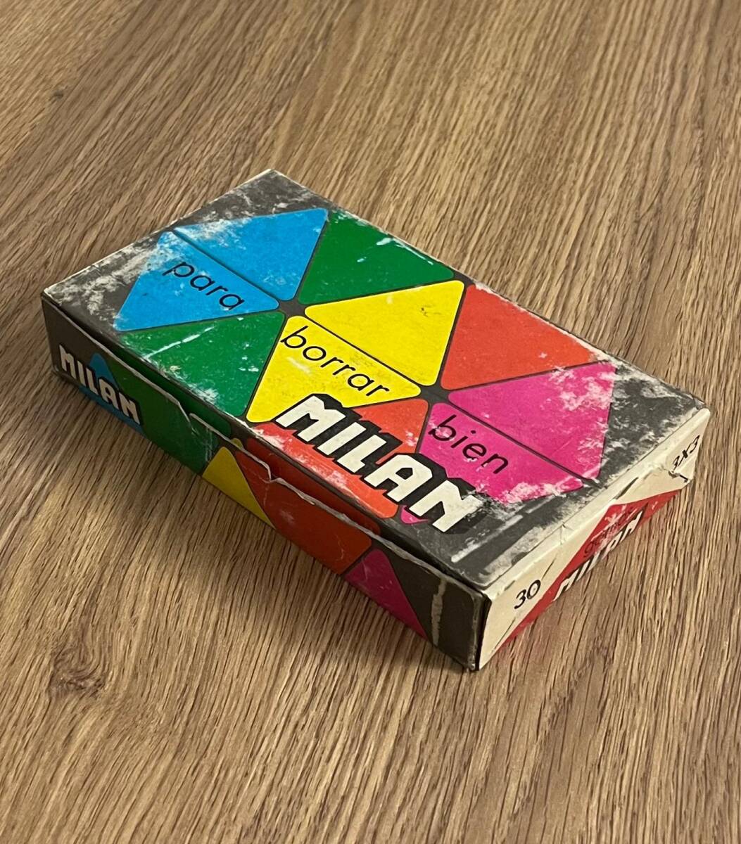 Milan Prizma Silgi Dolu Kutu AOB4758 - 4