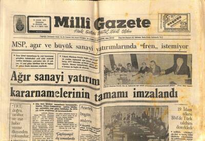 Milli Gazete Gazetesi 10 Kasım 1976 - Ağır Sanayi Yatırım Kararnamelerinin Tamamı İmzalandı GZ98334 - 1
