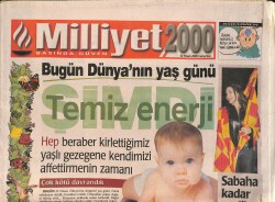 Milliyet 2000 Gazetesi 22 Nisan 2000 - Torun Selma Argon'un Albümünden Mehmet Akif Ersoy - Polise Memoli Desteği - Barlar Sarı Kırmızı GZ3333 - Gökçekoleksiyon