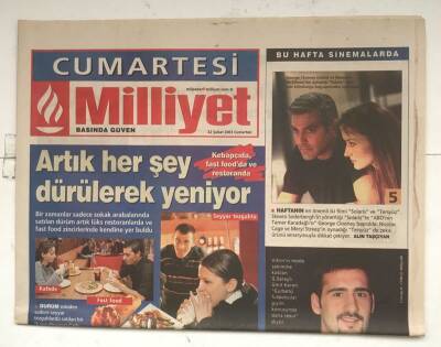 Milliyet Cumartesi Gazetesi 22 Şubat 2003 - En İyi Giyinen Futbolcular G.Sarayda GZ8188 - 1