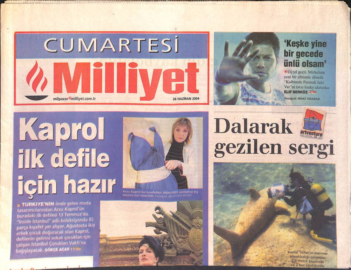 Milliyet Cumartesi Gazetesi 26 Haziran 2004 - Deniz Akkaya Saltanat Kayıklarında Poz Verdi - Mirkelam: Alaturkanın Olduğu Her Yerde Ben De Varım GZ2920 - 1