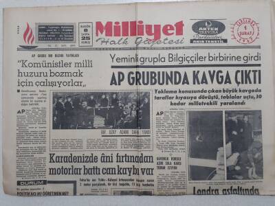 Milliyet Gazetesi - 1 Şubat 1967 - Yeminli Grupla Bilgiççiler Birbirine Girdi GZ112128 - 1