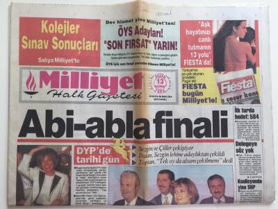 Milliyet Gazetesi 13 Haziran 1993 - Abi -Abla Finali Sezgin Ve Çiller Çekişiyor GZ6251 - 2