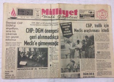 Milliyet Gazetesi 17 Temmuz 1976 - CHPDGM Önergesi Geri Alınmadıkça Meclise Girmeyeceğiz - GZ15650 - 2