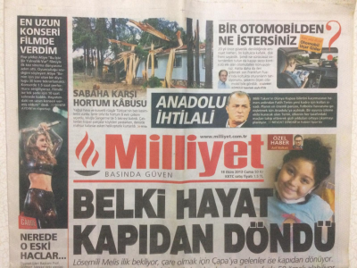 Milliyet Gazetesi 18 Ekim 2013 - Şarkıcı Atiye En Uzun Konseri Filmde Verdiğini Söyledi GZ29046 - 1