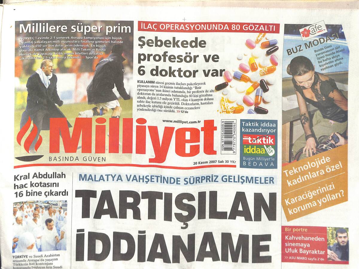 Milliyet Gazetesi 20 Kasım 2007 - Fatih Terim'in Son İsteği - Hülya Avşar Bu Kez De İcralık GZ153131 - 1