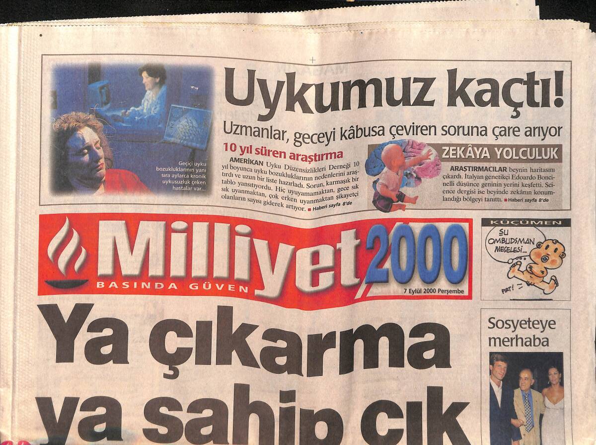 Milliyet Gazetesi 2000 Eki 7 Eylül 2000 - Zeugma'nın Akibeti - Uğur Özakıncı , 3.Kitabıyka Yine Karşımızda GZ155925 - 1