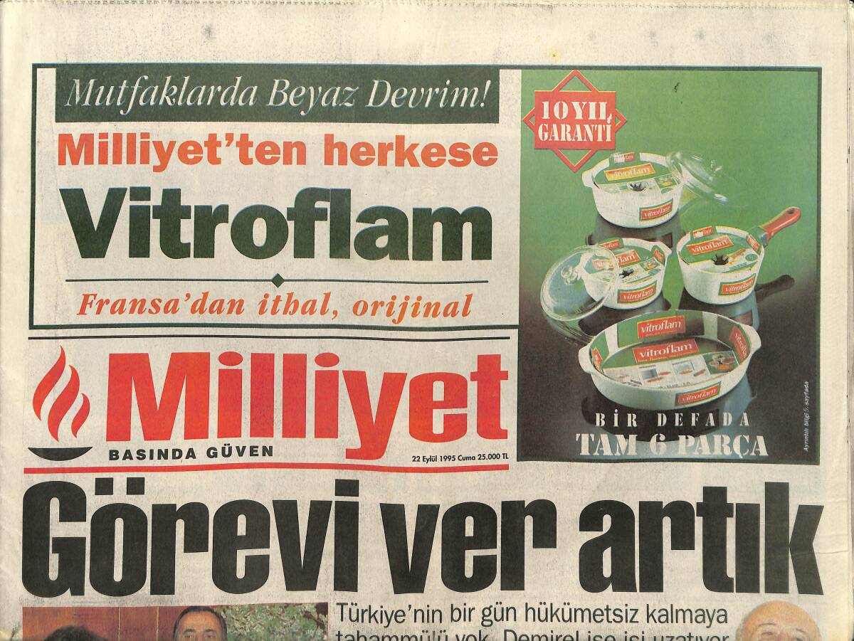 Milliyet Gazetesi 22 Eylül 1995 - Baykal: Çiller Yalan Söylüyor - Souness Galatasaray'ı Zirveye Çıkarmak İçin Çok Çalışacağını Söyledi GZ157444 - 1