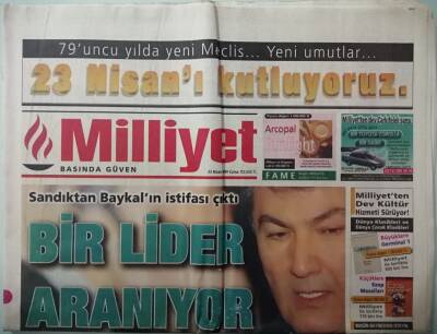 Milliyet Gazetesi 23 Nisan 1999 Deniz Baykal Kulak Tıkamadı Parti Ve Kamuoyu Baskısını Dikkate Alarak CHP Başkanlık Koltuğunu Bıraktı -GZ37544 - 1