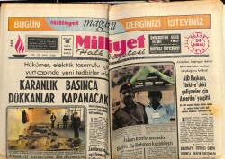 Milliyet Gazetesi 24 Şubat 1974 - İslam Konferansında Butto İle Rahman Kucaklaştı GZ58865 - 1