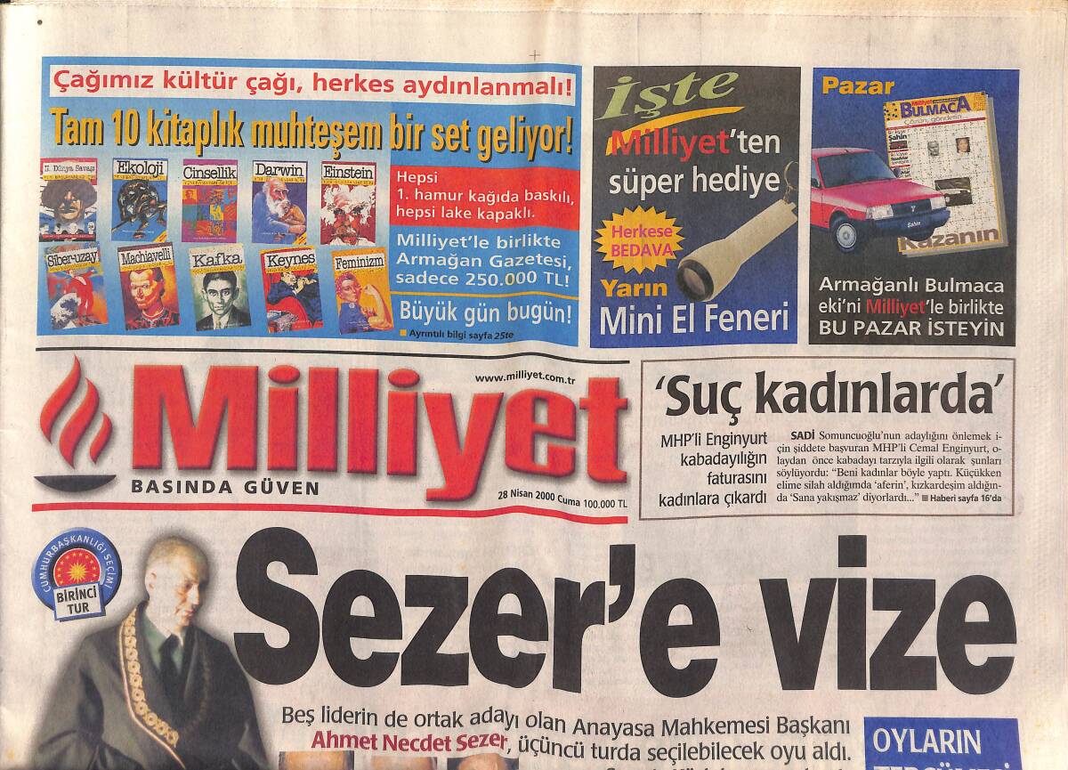 Milliyet Gazetesi 28 Nisan 2000 - Ecevit : Yılmaz Hükümete - Terim'den Yemek - Akbulut Olayı Örtüyor GZ152774 - 1