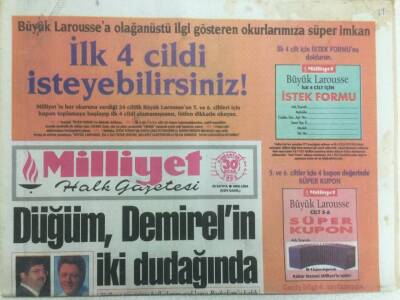 Milliyet Gazetesi 30 Ocak 1993 - Düğüm Demirelin İki Dudağında GZ35853 - 1
