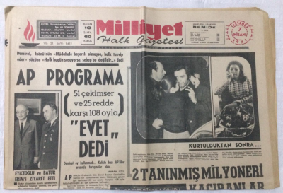 Milliyet Gazetesi 7 Nisan 1971 - Taksim Alanında Defile Yapıldı - GZ15825 - 1