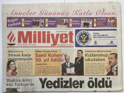 Milliyet Gazetesi 8 Mayıs 2005 - Milliyet , 55 Yaşını Kutladı GZ60232 - 1