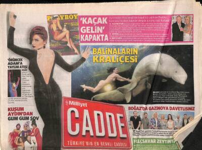 Milliyet Gazetesi Cadde Eki 17 Haziran 2011 - Kenan Doğulu Önceki Akşam Harbiye Açıkhavada Sevenleriyle Buluştu GZ92514 - 1