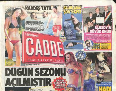Milliyet Gazetesi Cadde Eki 21 Ağustos 2014 - Günün Büyük Kısmını Ahmet Kural İle Denizde Geçiren Genç Kadın , Düzgün Fiziğiyle Dikkat Çekti GZ119569 - 1