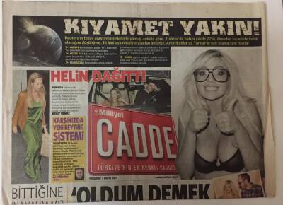 Milliyet Gazetesi Cadde Eki 3 Mayıs 2012 - Kral TV Ödüllerin de Önemli İsimleri Aşıp En İyi Erkek Sanatçı Seçilen Murat Boz İle Röportaj GZ28088 - 1