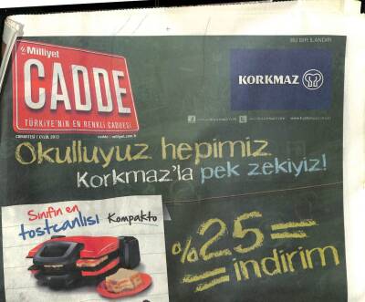 Milliyet Gazetesi Cadde Eki 7 Eylül 2013 - Türkan Şoray İzdihamı GZ101239 - 2