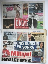 Milliyet Gazetesi Cadde Eki İle 15 Kasım 2011 - Esin Afşar Yaşam Savaşını Kaybetti GZ7081 - 1
