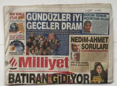 Milliyet Gazetesi Cadde Eki İle 22 Kasım 2011 - Ünlü Yazar Vedat Türkali , Akadı Öpücükle Böyle Uğurladı GZ5616 - 1
