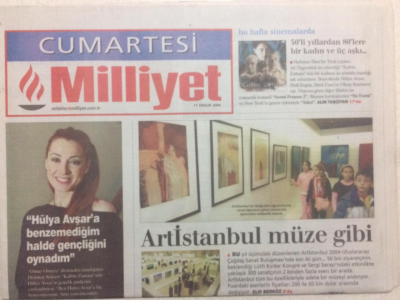 Milliyet Gazetesi Cumartesi Eki 11 Aralık 2004 - Hülya Avşara Benzemediğim Halde Gençliğini Oynadım GZ24375 - 1