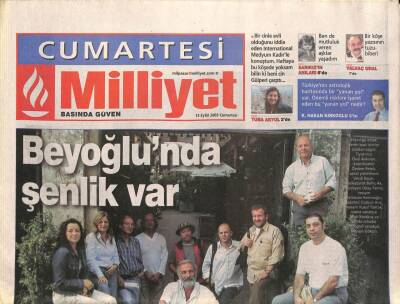 Milliyet Gazetesi Cumartesi Eki 13 Eylül 2003 - Nihat Odabaşı Her Fotoğrafa Photoshop Uygularım - Benicio Del Toro Komando Rolünde GZ96799 - 1