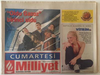 Milliyet Gazetesi Cumartesi Eki 16 Şubat 2002 - 32 Dev Kulaç Geliyor GZ22607 - 1