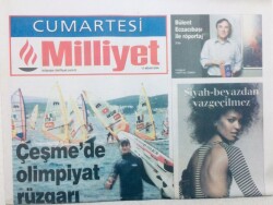Milliyet Gazetesi Cumartesi Eki - 17 Nisan 2004 - Özlem Tekinin Müzikali Dizisi Albümü Aşkı.. GZ46030 - 1