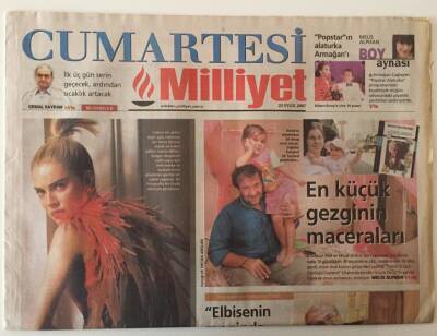 Milliyet Gazetesi Cumartesi Eki 22 Eylül 2007 - Elbisenin Renginde Göz Makyajı Yapılmaz Yeşilçamın Makyözü Corci GZ28562 - 1